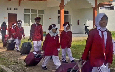 Momen ‘Excited’ Siswa Sekolah Rakyat di Makassar Mudik Jelang Idul Fitri 1447 H