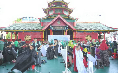 Potong Rambut Gratis di Masjid Cheng Ho