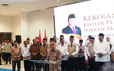 Sufmi Dasco Lepas Kloter Perdana, Pastikan Keamanan Jemaah di Tengah Dinamika Global
