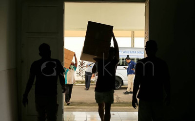 Distribusi Koper Calon Jemaah Haji Sumatera Barat
