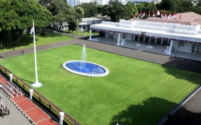 Sejumlah Tokoh Tampak Hadiri Reshuffle Kabinet di Istana, Ada Rocky Gerung Juga Loh!