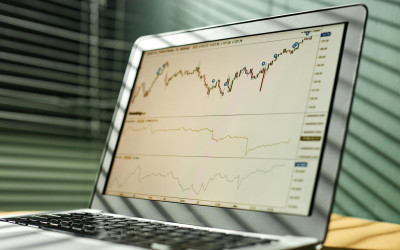 Awal Bulan Perdagangan Sesi I, IHSG Rebound! Bursa Asia Juga Ikut Menguat