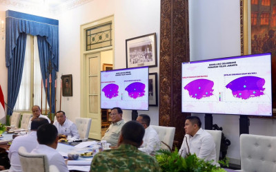 Presiden Prabowo Pimpin Ratas di Istana: Bahas Percepatan Pembangunan 'Giant Sea Wall'