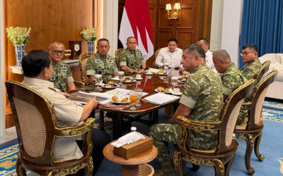Seskab: Presiden Prabowo Terima Laporan 300 Jembatan Sudah Dibangun dalam Waktu 3 Bulan
