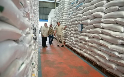 Cek Fakta dong! Belum Deal, Hoax RI Jual Beras Harga Murah ke Malaysia