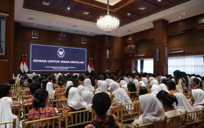Program 'Istana untuk Anak Sekolah' Lanjut! Giliran Siswa SMAN 2 Jakarta Kunjungi Istana