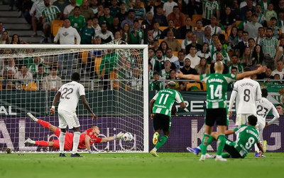 Real Madrid Vs Real Betis Imbang, Jarak dengan Barcelona Terancam Melebar