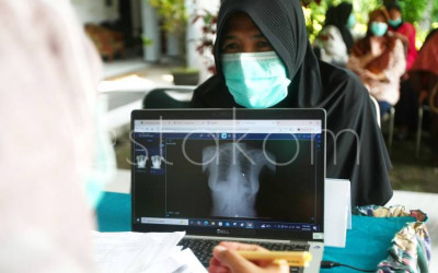 Skrining Tuberkulosis Massal di Malang