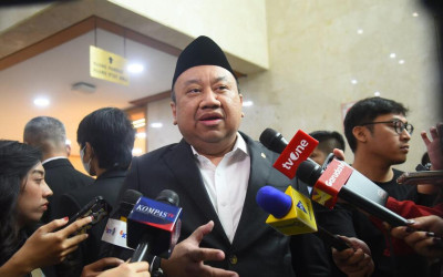 Langkah Efisiensi Energi, DPR Dukung PJJ Mahasiswa Semester 5 ke Atas