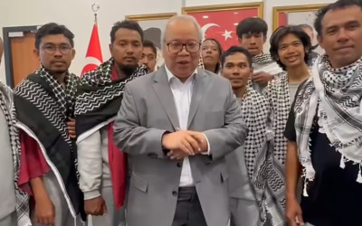 Sore Ini, 9 Relawan WNI yang Diculik Israel Tiba di Indonesia