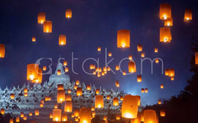 Pelepasan Lentera Perdamaian di Candi Borobudur