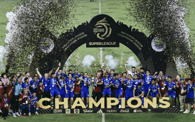 Akhir Musim Super League 2025/2026: Imbang di Kandang Lawan Persijap, Persib Raih Hat-trick Juara!