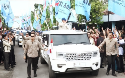 Ngespill Pengalaman Naik Maung Garuda, Presiden Prabowo Tetap Pride Buatan Anak Bangsa!