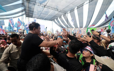 Pidato Presiden Prabowo di Hari Buruh: Gaspol Sejahterakan Driver Ojol, Soroti Potongan Aplikator