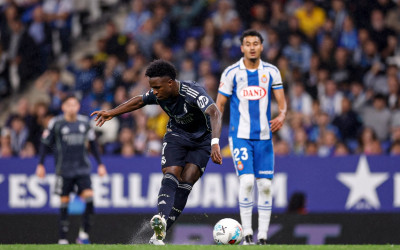 Real Madrid Tundukkan Espanyol 2-0, Gelar Juara Barcelona Masih akan Ditentukan di Laga El Classico