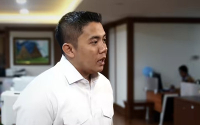 Seskab Teddy: Hasil Diplomasi Luar Negeri Presiden Prabowo Selama 1,5 Tahun Berbuah Capaian Konkret!