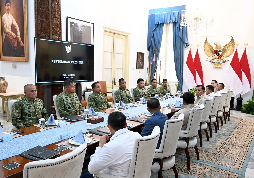 Seskab Spill Pertemuan Presiden Prabowo dengan Pimpinan TNI: Sinergikan Pertahanan, Geber Pembangunan Pelosok!