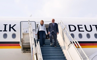Demi Perkokoh Hubungan Bilateral: Presiden Jerman Frank-Walter Steinmeier Resmi Tiba di Jakarta!