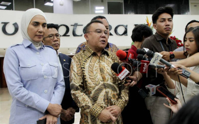 DPR Dorong Upaya Pencarian 5 Jurnalis di Anak Krakatau Dilakukan Maksimal