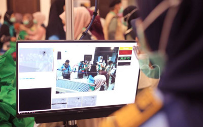 Kedatangan Jemaah Haji Kloter Pertama Debarkasi Padang