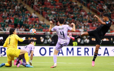 Tekuk Korsel 1-0, Tuan Rumah Meksiko Tim Pertama Lolos ke 32 Besar!