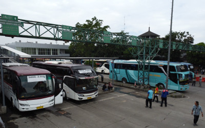 Masih Banyak Bus AKAP Belum Masuk Terminal, Kemenhub Catat Tingkat Kepatuhan Baru 57 Persen