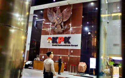 KPK Amankan Bupati Pemalang Anom Widiyantoro dalam OTT