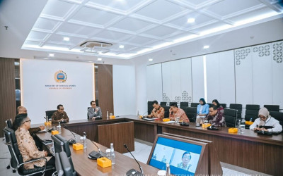 AI Makin Sengit! Wamenkomdigi Dorong Indonesia Rebut Posisi di Rantai Pasok Teknologi Global