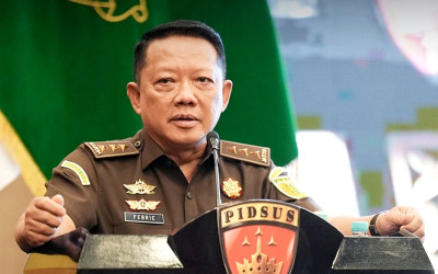 BREAKING NEWS: Mantan Jampidsus Febrie Adriansyah Tersangka Kasus Batu Bara