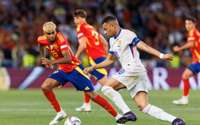 Spanyol Vs Prancis: Adu Magis Yamal dan Mbappe