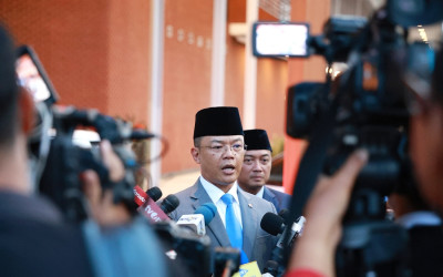 Diutus Presiden Prabowo, Menlu Sugiono dan Ketua MPR Akan Hadiri Pemakaman Ali Khamenei Malam Ini!