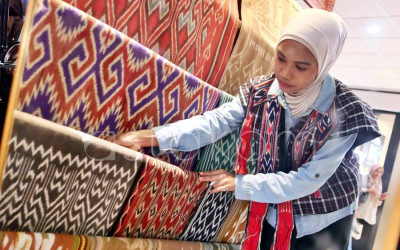 Pameran UMKM Wastra Heritage Market di Makassar