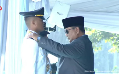 Presiden Prabowo Lantik 1.204 Pamong Praja Muda IPDN: Anak Buruh & Petani Jadi Lulusan Terbaik