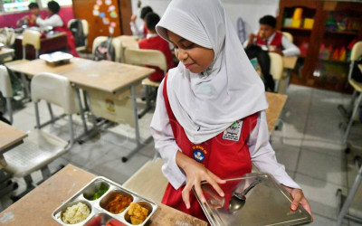 Penyaluran Makanan Bergizi Gratis Sekolah di Balikpapan
