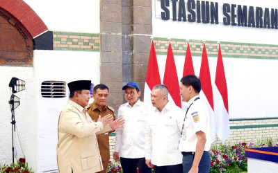 Presiden Prabowo Tegaskan KAI Harus Utamakan Pelayanan Rakyat, Tak Cuma Kejar Keuntungan