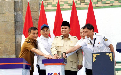 Presiden Prabowo Resmikan Renovasi Stasiun Tawang