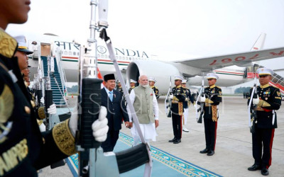 Presiden Prabowo Sambut Kedatangan Perdana Menteri Modi
