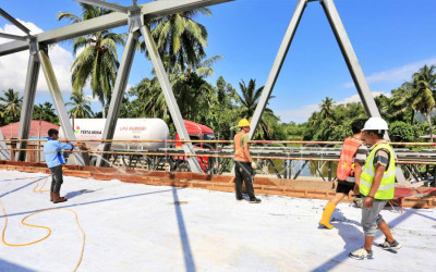 Rehabilitasi Jembatan Jeruai Bungus di Padang