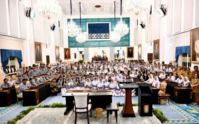 Program Istana untuk Anak Sekolah Hadir lagi, Kali Ini Lebih dari 350 Siswa Belajar Langsung Sejarah Nasional