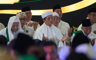 Rahasia Indonesia Tahan Krisis: Doa Berjemaah dan Simbol Harmoni Bangsa