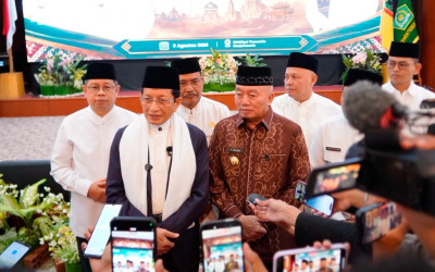 Pesan Menag untuk Tokoh Agama Kalimantan: Rawat Harmoni Tiga Dimensi