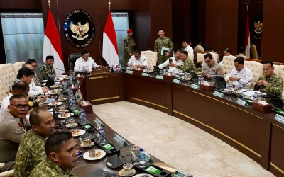 Hadapi Puncak Risiko Karhutla, Pemerintah Perkuat Penanganan Darurat