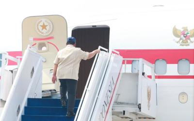 Presiden Prabowo Terbang ke Kalimantan, Instruksikan Penanganan Cepat Karhutla