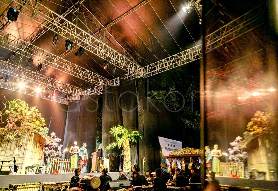 [astakom/str-Panji Arkananta]