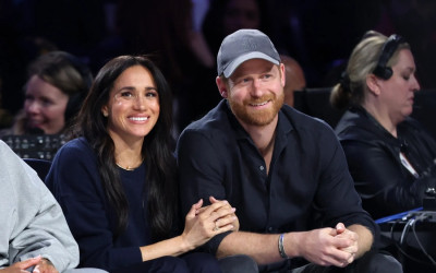Pulang Kampung ke Inggris, Pangeran Harry-Meghan Markle Tumpangi Jet Pribadi Rp200 Juta per Jam