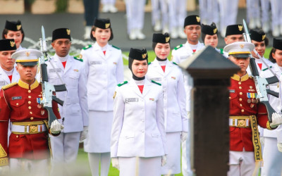 Bikin Bangga! Siswi Sekolah Rakyat Lolos Paskibraka Nasional di Istana Negara