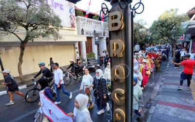 Komunitas Budaya Gaungkan Pesona Batik Jawa Barat
