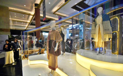 Pesona Wastra Kain Ulos Sumatera Utara Dalam Ajang IFW