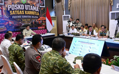 Dari Riau ke Sumatera Selatan, Presiden Prabowo Dorong Inovasi 'Ubi Bombing' untuk Perkuat Penanganan Karhutla