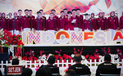 Bikin Haru, Siswa Sekolah Rakyat Baca Puisi 'Kamipun Ingin Merdeka' di Kemensos